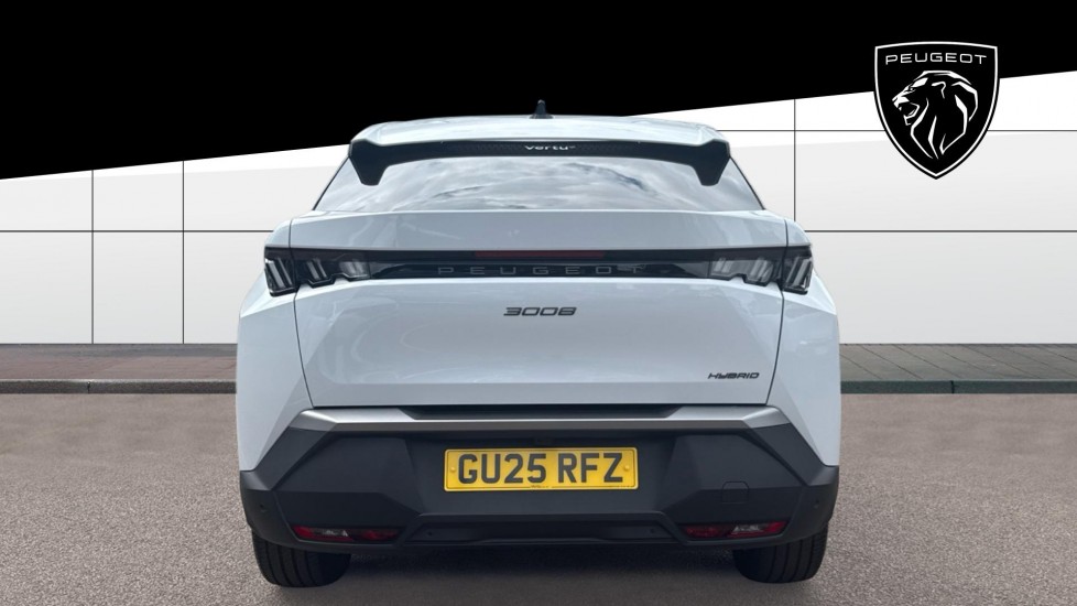 Peugeot 3008 1.2 Hybrid 136 Allure 5dr e-DSC6 Petrol Estate - Image 6