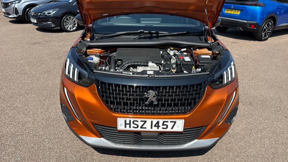 Peugeot 2008 1.2 PureTech 130 GT 5dr EAT8 Petrol Estate - Image 8