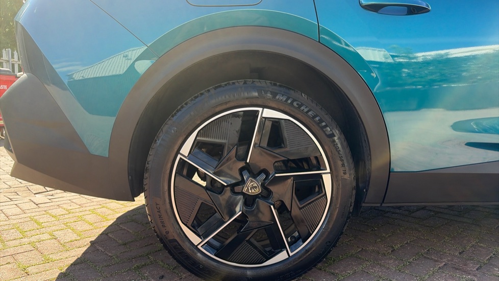 Peugeot 408 1.2 PureTech GT 5dr EAT8 Petrol Hatchback - Image 7