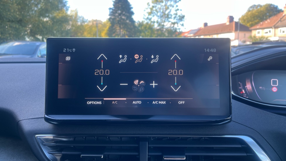 Peugeot 3008 1.2 Hybrid 136 GT 5dr e-DSC6 Petrol Estate - Image 29