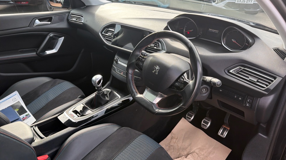 Peugeot 308 1.2 PureTech 130 Tech Edition 5dr Petrol Hatchback - Image 11