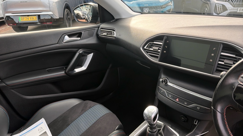 Peugeot 308 1.2 PureTech 130 Tech Edition 5dr Petrol Hatchback - Image 14