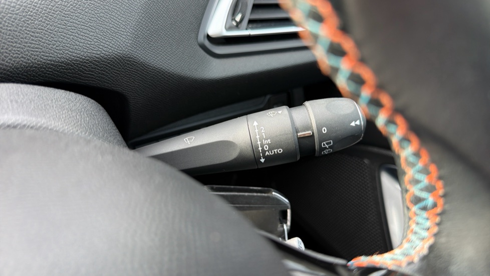 Peugeot 308 1.2 PureTech 130 Tech Edition 5dr Petrol Hatchback - Image 30
