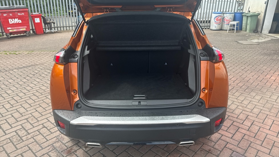 Peugeot 2008 1.2 PureTech 130 GT 5dr EAT8 Petrol Estate - Image 4