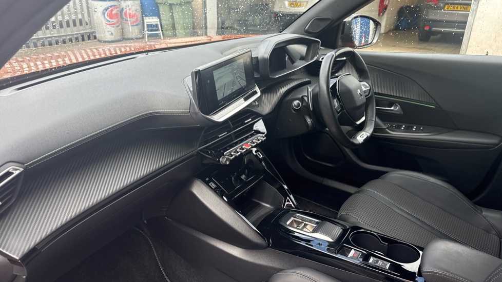 Peugeot 2008 1.2 PureTech 130 GT 5dr EAT8 Petrol Estate - Image 9