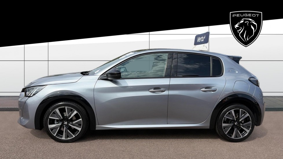 Peugeot 208 1.2 PureTech 130 GT 5dr EAT8 Petrol Hatchback - Image 5