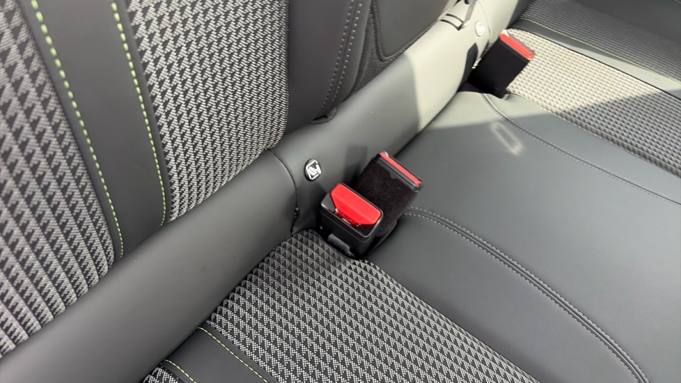 Peugeot 208 1.2 PureTech 130 GT 5dr EAT8 Petrol Hatchback - Image 17