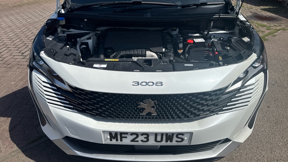 Peugeot 3008 1.2 PureTech GT 5dr EAT8 Petrol Estate - Image 8