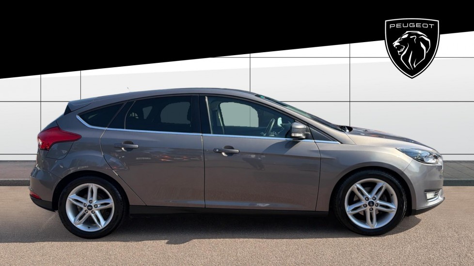 Ford Focus 1.5 TDCi 120 Titanium 5dr Diesel Hatchback - Image 5