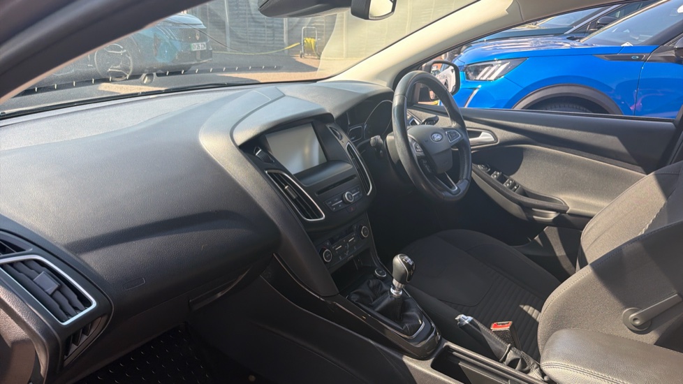 Ford Focus 1.5 TDCi 120 Titanium 5dr Diesel Hatchback - Image 9