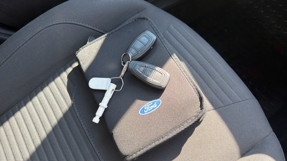 Ford Focus 1.5 TDCi 120 Titanium 5dr Diesel Hatchback - Image 19