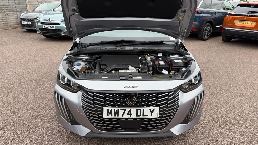 Peugeot 208 1.2 PureTech 100 Allure 5dr Petrol Hatchback - Image 8