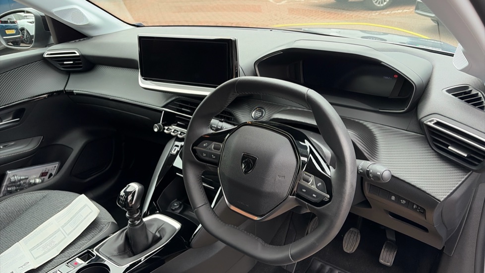 Peugeot 208 1.2 PureTech 100 Allure 5dr Petrol Hatchback - Image 11