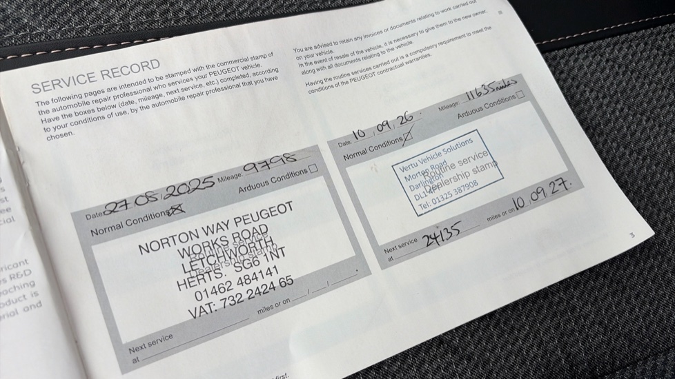 Peugeot 208 1.2 PureTech 100 Allure 5dr Petrol Hatchback - Image 19