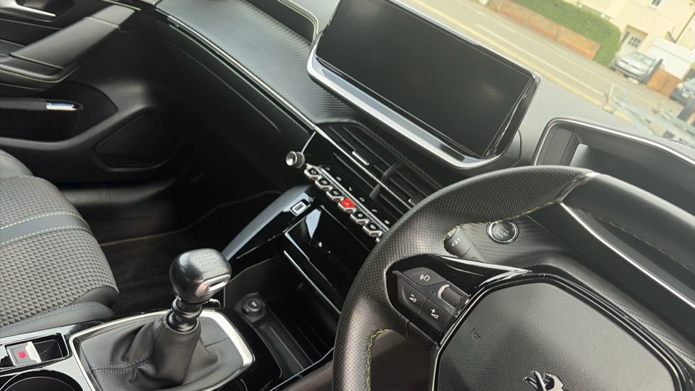 Peugeot 208 1.2 PureTech 100 GT 5dr Petrol Hatchback - Image 13