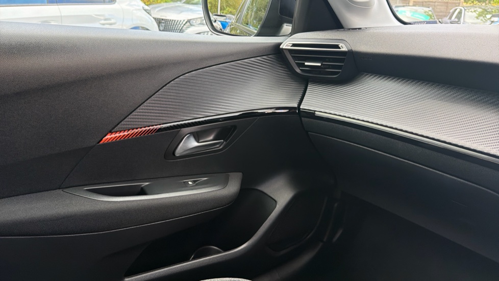 Peugeot 208 1.2 PureTech 100 Active Premium + 5dr Petrol Hatchback - Image 41