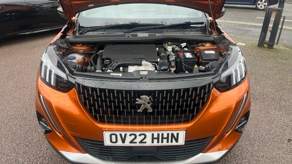 Peugeot 2008 1.2 PureTech 130 GT 5dr Petrol Estate - Image 8
