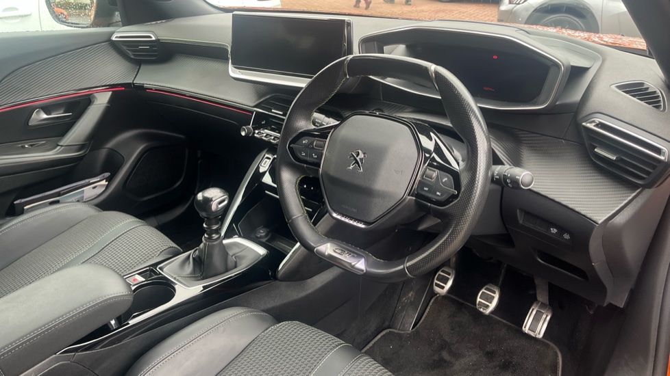Peugeot 2008 1.2 PureTech 130 GT 5dr Petrol Estate - Image 11