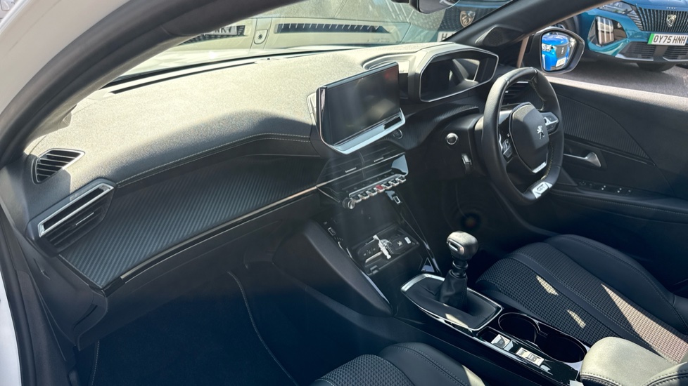 Peugeot 208 1.2 PureTech 100 GT 5dr Petrol Hatchback - Image 9