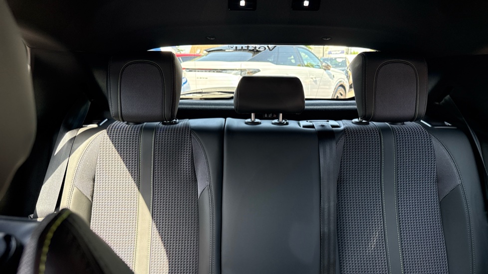Peugeot 208 1.2 PureTech 100 GT 5dr Petrol Hatchback - Image 15