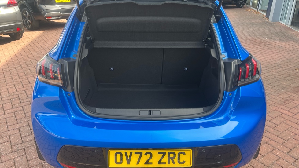 Peugeot 208 1.2 PureTech 100 GT 5dr Petrol Hatchback - Image 4