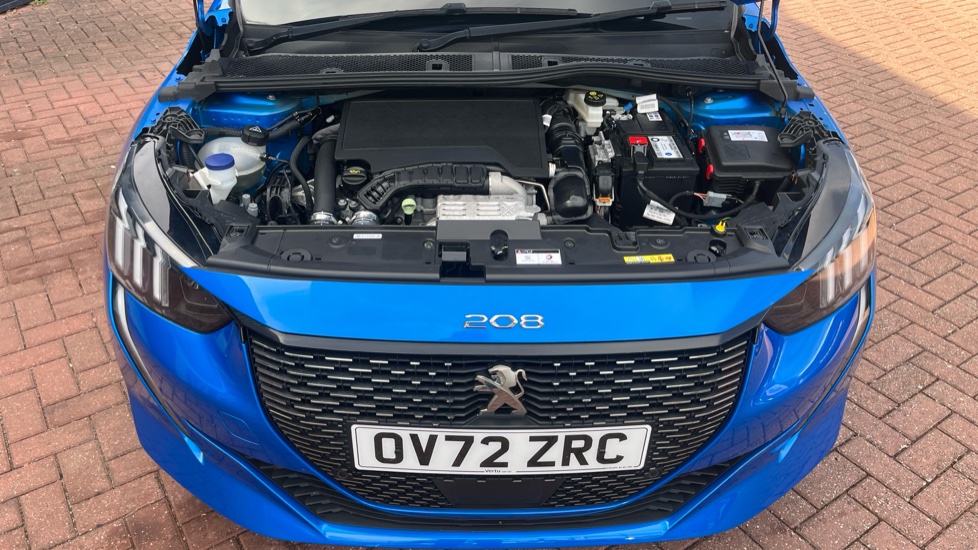 Peugeot 208 1.2 PureTech 100 GT 5dr Petrol Hatchback - Image 8