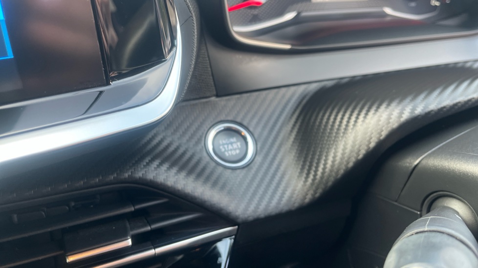 Peugeot 208 1.2 PureTech 100 Active Premium + 5dr Petrol Hatchback - Image 34