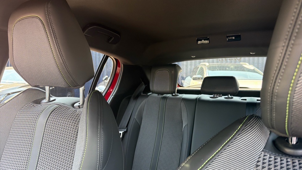 Peugeot 208 1.2 PureTech 100 GT 5dr Petrol Hatchback - Image 15