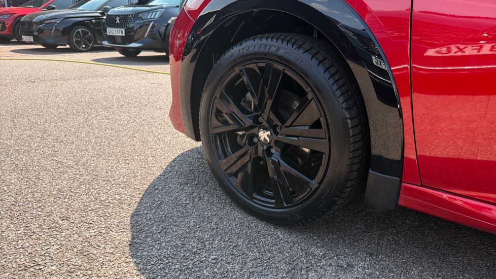 Peugeot 208 1.2 PureTech 100 GT 5dr Petrol Hatchback - Image 43