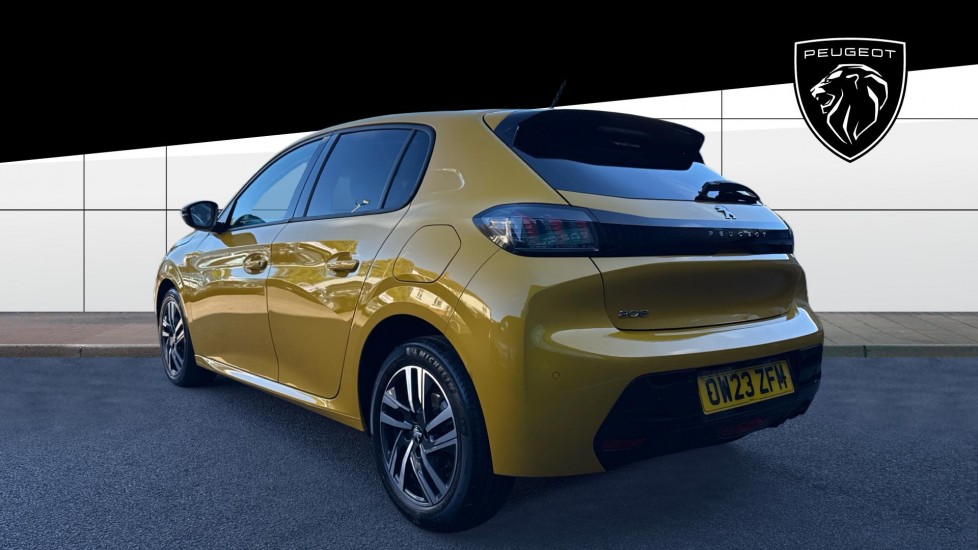 Peugeot 208 1.2 PureTech 100 Allure Premium + 5dr Petrol Hatchback - Image 2