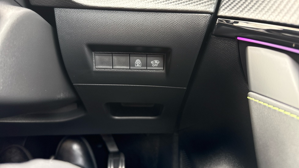 Peugeot 208 115kW GT 51kWh 5dr Auto Electric Hatchback - Image 29