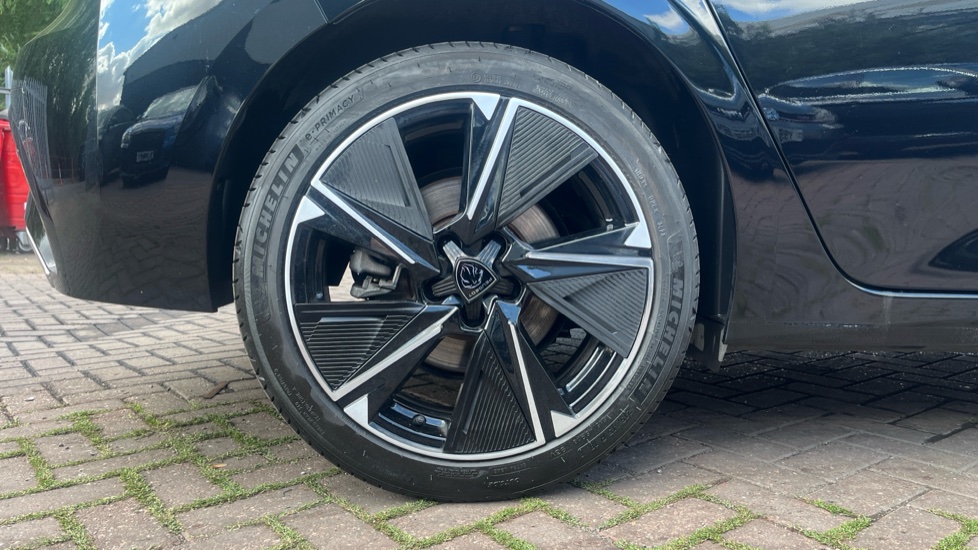 Peugeot 308 115kW GT 54kWh 5dr Auto Electric Hatchback - Image 7