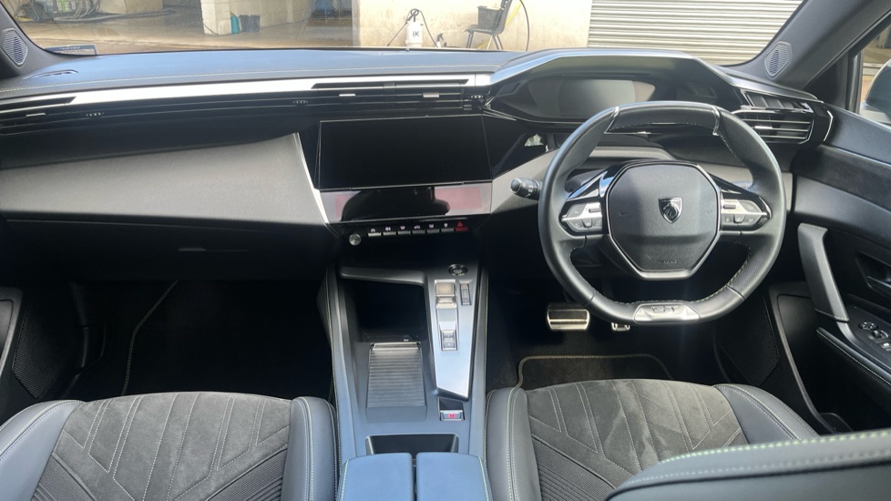 Peugeot 308 115kW GT 54kWh 5dr Auto Electric Hatchback - Image 10