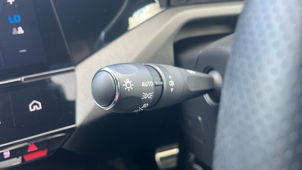 Peugeot 308 115kW GT 54kWh 5dr Auto Electric Hatchback - Image 23