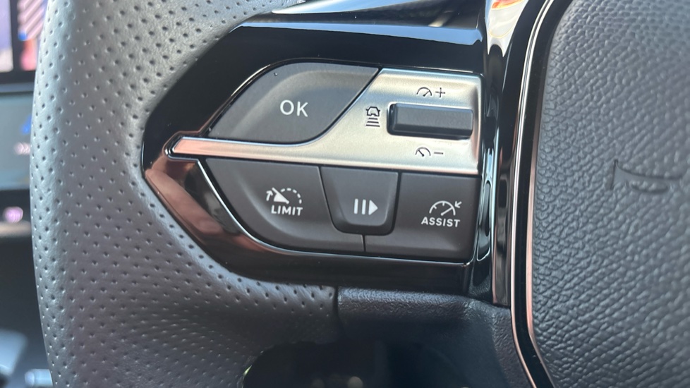 Peugeot 408 158kW GT 58kWh 5dr Auto Electric Hatchback - Image 22
