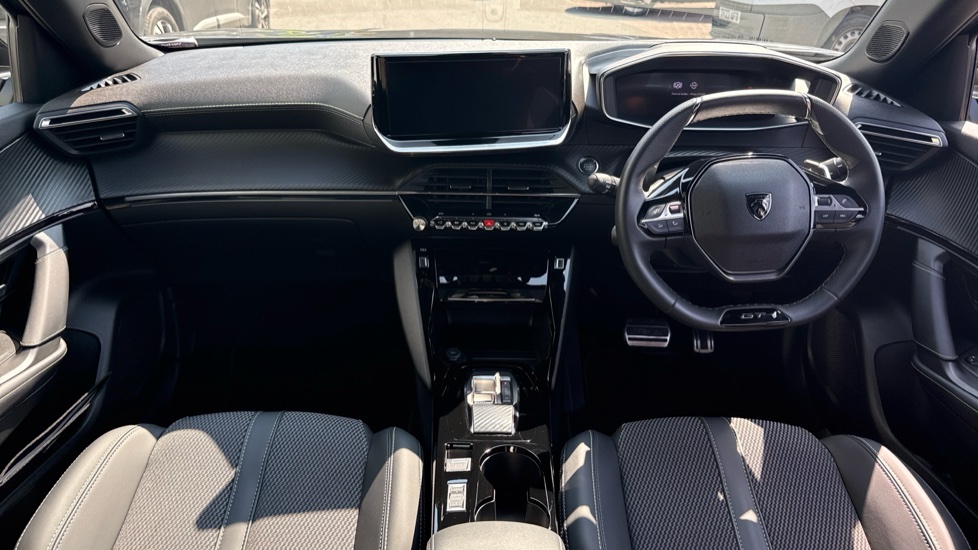 Peugeot 2008 1.2 Hybrid 136 GT 5dr e-DSC6 Petrol Estate - Image 10
