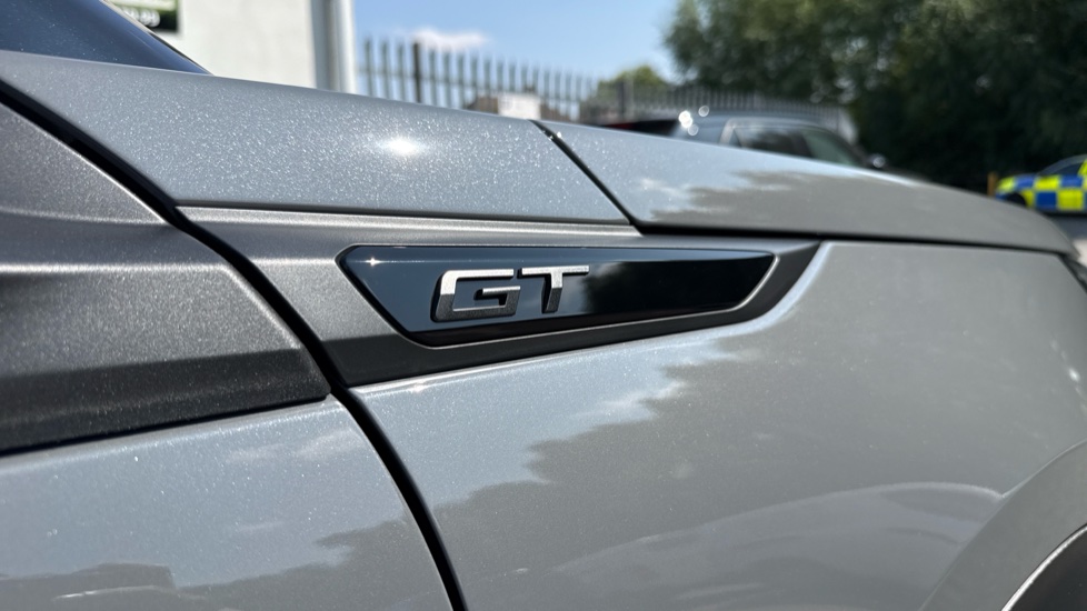 Peugeot 2008 1.2 Hybrid 136 GT 5dr e-DSC6 Petrol Estate - Image 23