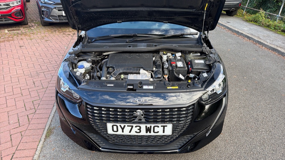 Peugeot 208 1.2 PureTech 100 Allure Premium + 5dr Petrol Hatchback - Image 8