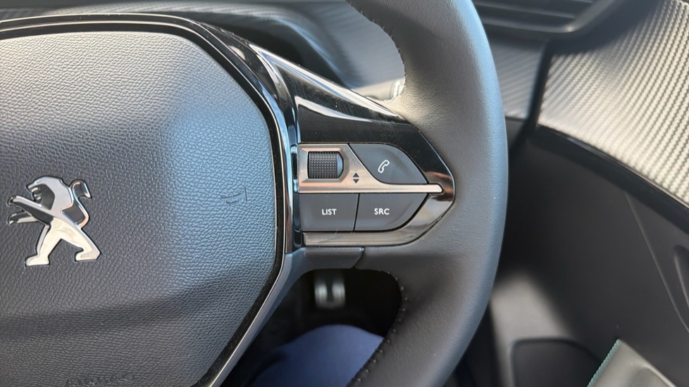 Peugeot 208 1.2 PureTech 100 Allure Premium + 5dr Petrol Hatchback - Image 26