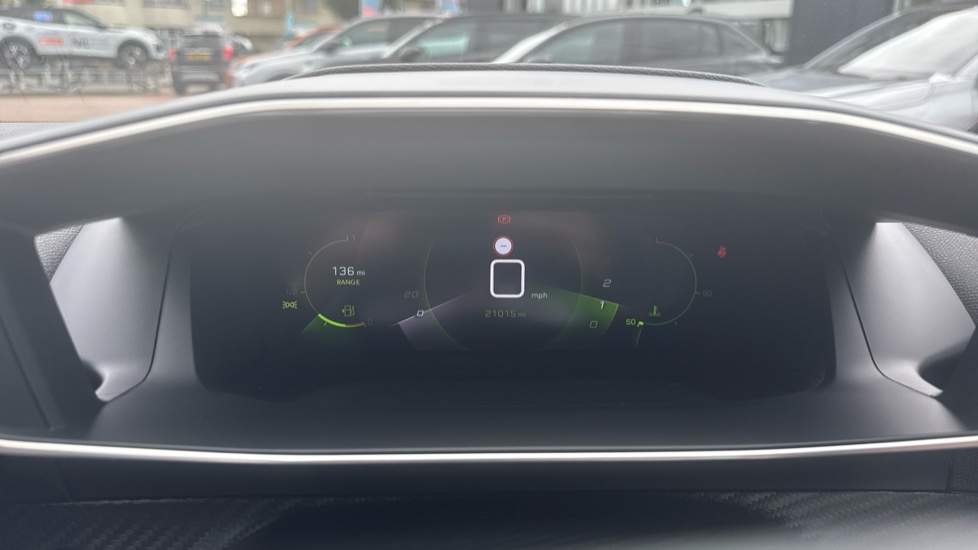 Peugeot 208 1.2 PureTech 100 Allure Premium + 5dr Petrol Hatchback - Image 18