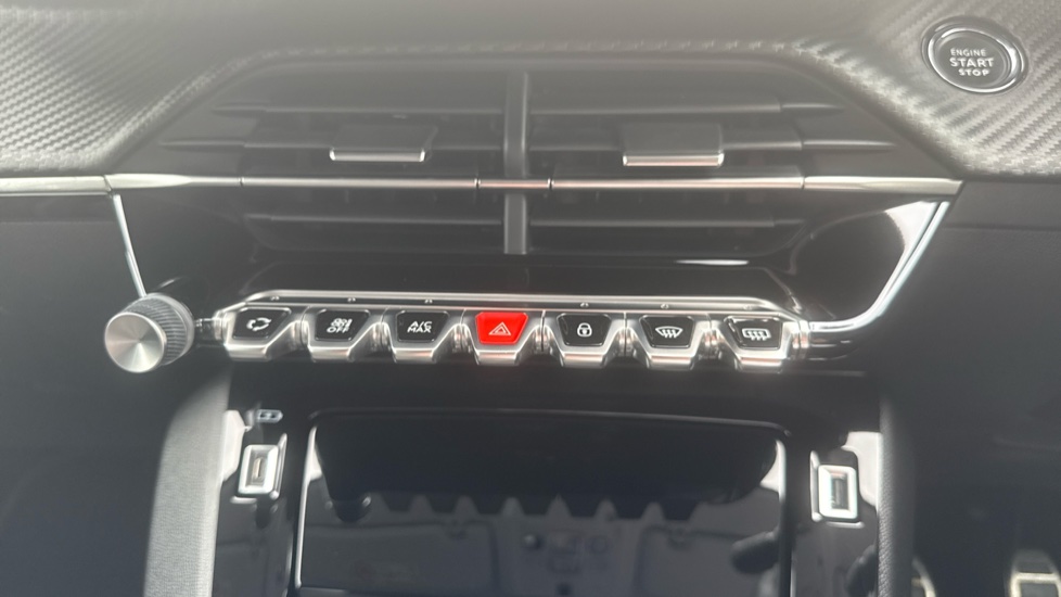 Peugeot 208 1.2 PureTech 100 Allure Premium + 5dr Petrol Hatchback - Image 29