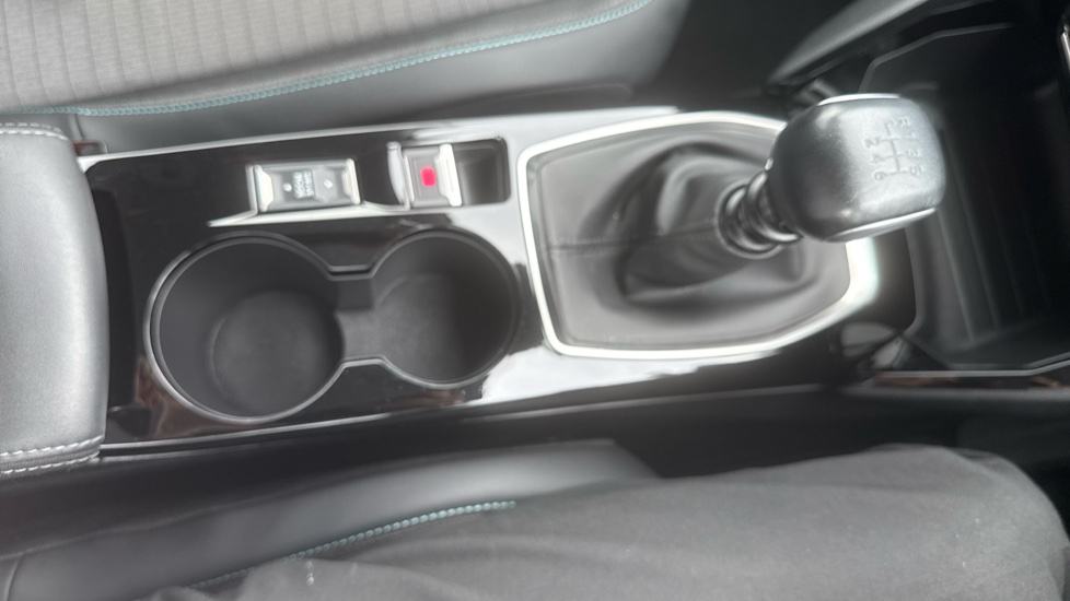 Peugeot 208 1.2 PureTech 100 Allure Premium + 5dr Petrol Hatchback - Image 33