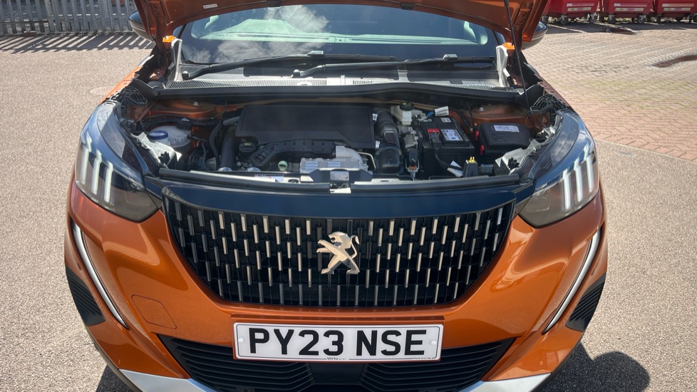 Peugeot 2008 1.2 PureTech 130 GT 5dr Petrol Estate - Image 8