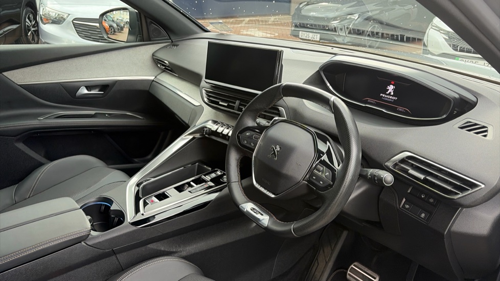 Peugeot 5008 1.2 PureTech GT 5dr EAT8 Petrol Estate - Image 11