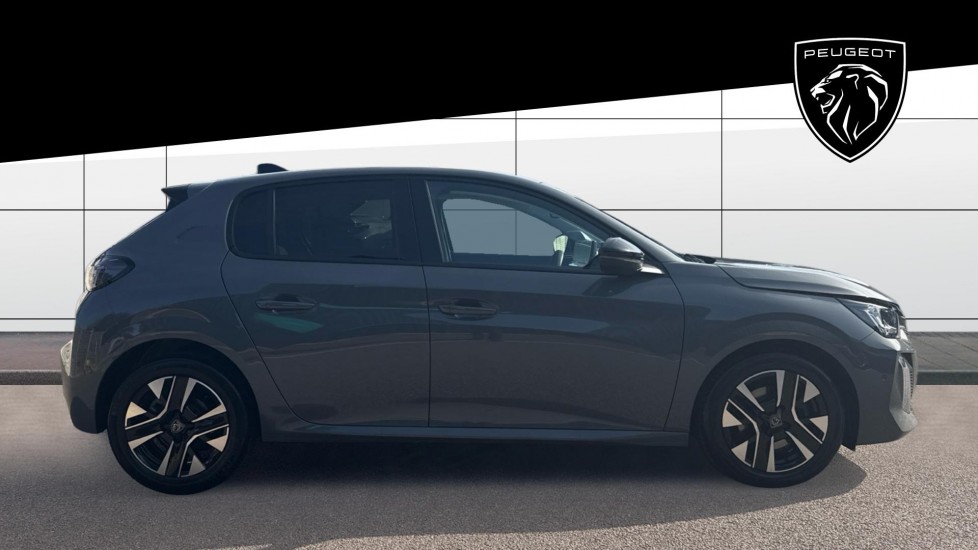 Peugeot 208 1.2 PureTech 100 Allure 5dr Petrol Hatchback - Image 5