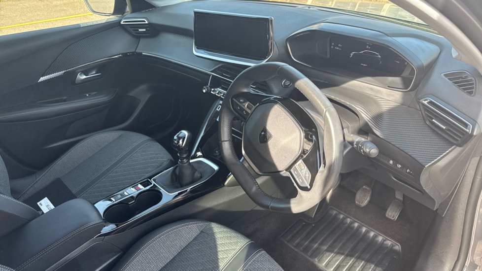 Peugeot 208 1.2 PureTech 100 Allure 5dr Petrol Hatchback - Image 11