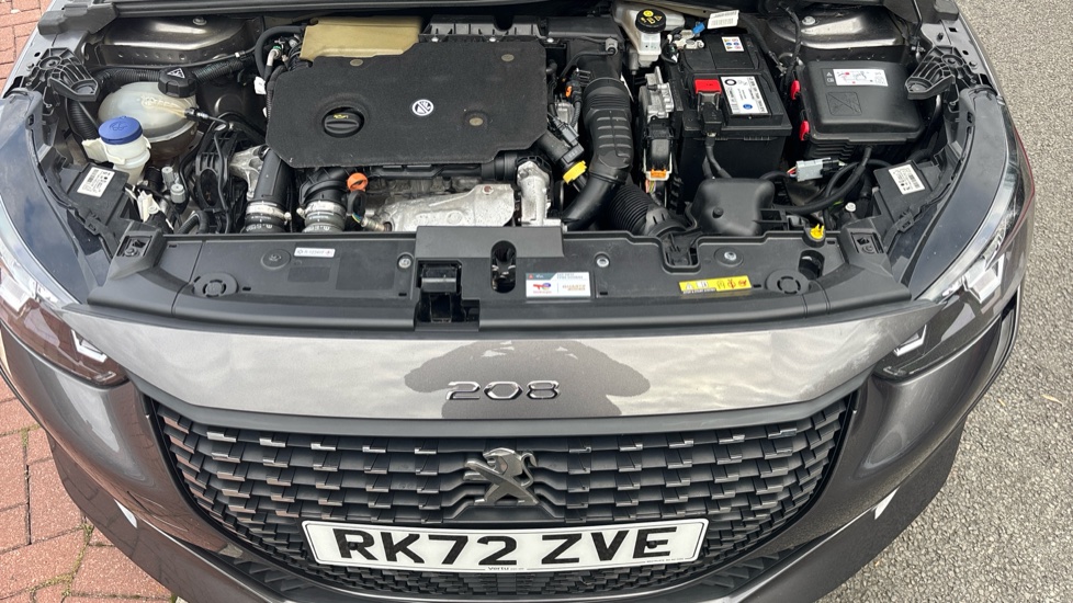 Peugeot 208 1.5 BlueHDi 100 Active Premium + 5dr Diesel Hatchback - Image 8
