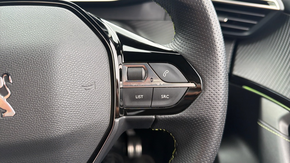 Peugeot 2008 100kW GT 50kWh 5dr Auto Electric Estate - Image 22