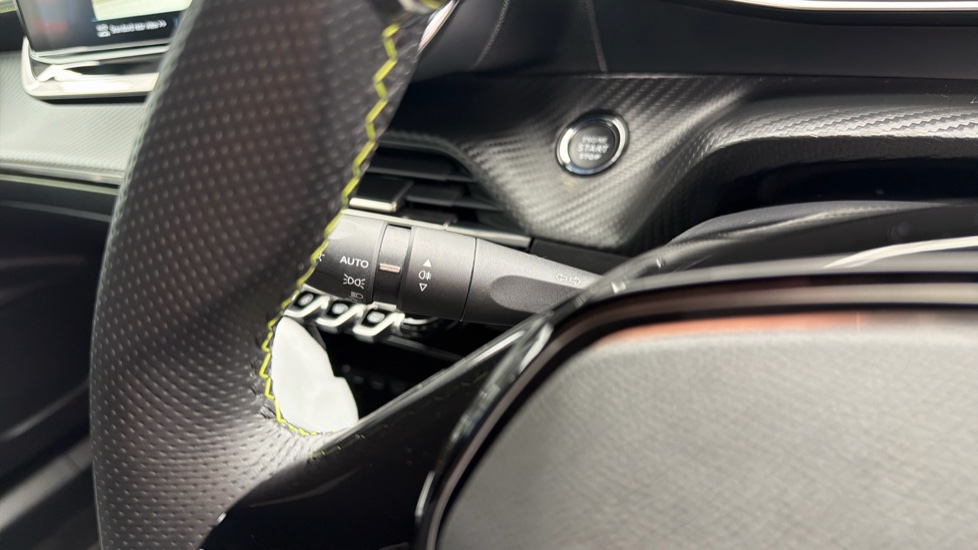 Peugeot 2008 100kW GT 50kWh 5dr Auto Electric Estate - Image 24
