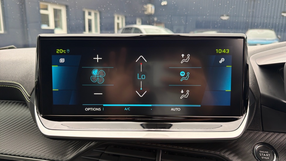 Peugeot 2008 100kW GT 50kWh 5dr Auto Electric Estate - Image 29
